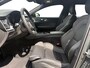 Volvo V60 2.0 T6 Plug-in hybrid AWD Plus Dark l Trekhaak l Semi wegklapbare trekhaak l