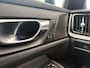 Volvo V60 2.0 T6 Plug-in hybrid AWD Plus Dark l Trekhaak l Semi wegklapbare trekhaak l