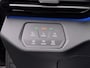 Volkswagen ID.5 Pro Business (1) 77 kWh accu, 210 kW / 286 pk SUV IQ light - Navigatie - ACC - Camera - Stoelverwarming - Achterklep elektrisch - Sfeerverlichting - Park Assist