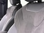 Volkswagen ID.5 Pro Business (1) 77 kWh accu, 210 kW / 286 pk SUV IQ light - Navigatie - ACC - Camera - Stoelverwarming - Achterklep elektrisch - Sfeerverlichting - Park Assist