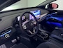 Volkswagen ID.5 Pro Business (1) 77 kWh accu, 210 kW / 286 pk SUV IQ light - Navigatie - ACC - Camera - Stoelverwarming - Achterklep elektrisch - Sfeerverlichting - Park Assist