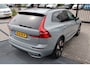 Volvo XC60 2.0 T8 Plug-in hybrid AWD Dark Panoramadak/Stoelverwarming v+a/Stuurverwarming/Harman kardon audio/360 graden camera/Elektrische stoelen met geheugen/Adaptieve cruis control/Lane assist/Apple carplay/Elektrische achterklep