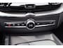 Volvo XC60 2.0 T8 Plug-in hybrid AWD Dark Panoramadak/Stoelverwarming v+a/Stuurverwarming/Harman kardon audio/360 graden camera/Elektrische stoelen met geheugen/Adaptieve cruis control/Lane assist/Apple carplay/Elektrische achterklep