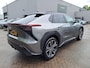 Toyota BZ4X Premium 71 kWh | TREKHAAK | PANODAK | CAMERA | JBL AUDIO | LEER | NAVIGATIE | STOELVERWARMING