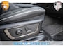 Dodge Ram 1500 | Limited | 5.7 V8 | HEMI | Night Edition | Panorama dak  | Luchtvering | BPM-VRIJ | Bright white Getoonde accessoires zijn verkrijgbaar tegen meerprijs