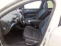 Volvo EX30 Cross Country Twin Motor Performance Ultra 69 kWh | Warmtepomp | Stoel + Stuur verwarming | Extra getint Glas | PDC V+A en 360 Camera | Harman en Kardon Audio | Elektrische stoelbediening | Panoramadak |