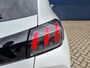 Peugeot e-208 EV GT 350 50 kWh 136pk | Camera | Navigatie | Apple Carplay | Stoelverwarming | All Season Banden |