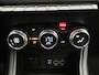 Renault Captur TCe 100 Intens | Parkeersensoren v+a met achteruitrijcamera | Pack EASY LINK navigatie met Apple Carplay & Android Auto | Cruise Control | Climate Control | LED koplampen |
