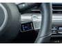 Hyundai Kona 1.6 GDI HEV Premium | Cruise adaptief | 360 camera | Stoel verwarming+ventilatie | Elektrisch verstelb. bestuurdersstoel met geheugen | Apple Carplay/Android Auto | Achterstoelen verwarmd | Apple Carplay/Android Auto|telefoonintegratie premium | Cruise control adaptief met Stop&Go en stuurhulp