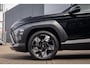 Hyundai Kona 1.6 GDI HEV Premium | Cruise adaptief | 360 camera | Stoel verwarming+ventilatie | Elektrisch verstelb. bestuurdersstoel met geheugen | Apple Carplay/Android Auto | Achterstoelen verwarmd | Apple Carplay/Android Auto|telefoonintegratie premium | Cruise control adaptief met Stop&Go en stuurhulp