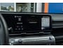 Hyundai Kona 1.6 GDI HEV Premium | Cruise adaptief | 360 camera | Stoel verwarming+ventilatie | Elektrisch verstelb. bestuurdersstoel met geheugen | Apple Carplay/Android Auto | Achterstoelen verwarmd | Apple Carplay/Android Auto|telefoonintegratie premium | Cruise control adaptief met Stop&Go en stuurhulp