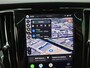 Volvo V60 2.0 T6 Plug-in hybrid AWD Ultra Dark | Trekhaak | Panoramadak | BLIS | PDC V+A en camera | Stoel + Stuurverwarming | Elektrische achterklep | Adaptive Cruiscontrol |