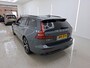 Volvo V60 2.0 T6 Plug-in hybrid AWD Ultra Dark | Trekhaak | Panoramadak | BLIS | PDC V+A en camera | Stoel + Stuurverwarming | Elektrische achterklep | Adaptive Cruiscontrol |