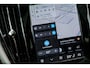 Volvo V60 T6 Plug-in hybrid AWD Ultra Dark | Schuif-/kanteldak | Head Up Display | Donker Glas | Sportstoelen | Power Seats | Harman Kardon |