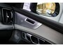 Volvo XC90 T8 Plug-in hybrid AWD Ultra Black Edition Executive | Luchtvering | Gelaagd Glas | Bowers & Wilkins | Massage & Ventilatie Stoelen | Panoramadak |