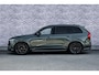 Volvo XC90 T8 Plug-in hybrid AWD Ultra Dark Executive Edition | Heico Body Kit | Selected Level | Spacers | Black Pack | Luchtvering | Gelaagd Glas | Bowers & Wilkins | Massage & Ventilatie Stoelen | Panoramadak |