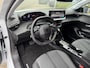 Peugeot 208 1.2 Hybrid 110 e-DCS6 Allure | Automaat | Climate Control | Navigatie | Apple Carplay / Android Auto | Camera | Parkeersensoren |
