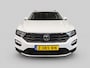 Volkswagen T-Roc 1.0 TSI Style - Clima - Adapt Cruise - Stoelverw - Navigatie - CarPlay - PDC - Rijklaar