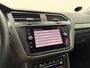 Volkswagen Tiguan 1.5 TSI Elegance | Adaptive Cruise Control | Camera | Stoelverwarming | CarPlay |