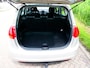 Kia Venga 1.4 CVVT Airco Cruise Navi Trekhaak 1300kg. Hoge instap Zuinig B-Label