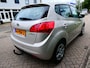 Kia Venga 1.4 CVVT Airco Cruise Navi Trekhaak 1300kg. Hoge instap Zuinig B-Label
