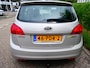 Kia Venga 1.4 CVVT Airco Cruise Navi Trekhaak 1300kg. Hoge instap Zuinig B-Label