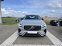 Volvo XC60 T6 Plug-in hybrid AWD Plus Dark | 360 Graden Camera | Trekhaak | Panoramadak | Apple Carplay | Stoel- en Stuurverwarming |