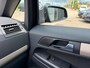 Opel Zafira 1.8 Temptation 7 pers in automaat van 2de Eig met trekhaak en parkeersensoren en navigatie en bluetooth