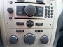 Opel Zafira 1.8 Temptation 7 pers in automaat van 2de Eig met trekhaak en parkeersensoren en navigatie en bluetooth