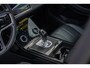 Land Rover Range Rover Evoque 1.5 P300e AWD R-Dynamic HSE | Pano | Leder | 360 Camera | Meridian audio | Cruise adaptief | 20'' | Elektrisch verstelbare stoel(en) met geheugen | Dodehoek detectie | | Apple Carplay/Android Auto|telefoonintegratie premium | Audio installatie premium | Cruise control adaptief