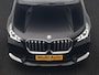 BMW iX1 xDrive30 67 kWh 313pk Dealer O.H. | Trekhaak Af Fabriek | Panodak | Adaptive Cruise | Head Up | 360 Camera | Harman / Kardon | Adaptief Onderstel | Lederen Sportstoelen Massage & Verwarmd | Stuur Verwarmd | Hifi Audio | Keyless | Blis |