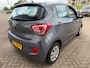 Hyundai i10 1.0i i-Motion Comfort 5 drs van 1ste Eig met navigatie en bluetooth en airco