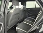 Volkswagen T-Roc 1.5 TSI Sport Business R Airco | Buitenspiegels Elektrisch Verstel- en Verwarmbaar | Cruise Control Adaptief | Dakrails | Lederen Stuurwiel | Lichtmetalen Velgen | Naviagtiesysteem | Parkeersensoren Voor en Achter | Sportstoelen | Stuurwiel Multifunctioneel | Stoelverwarming | Achteruitrijcamera