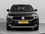 Volkswagen T-Roc 1.5 TSI Sport Business R Airco | Buitenspiegels Elektrisch Verstel- en Verwarmbaar | Cruise Control Adaptief | Dakrails | Lederen Stuurwiel | Lichtmetalen Velgen | Naviagtiesysteem | Parkeersensoren Voor en Achter | Sportstoelen | Stuurwiel Multifunctioneel | Stoelverwarming | Achteruitrijcamera
