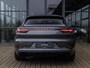 Porsche Cayenne Coupé 3.0 E-Hybrid | SPORTDESIGN | SPORTCHRONO | SOFTCLOSE | PANORAMADAK | PASM LUCHTVERING | 18-WEG STOELEN | TREKHAAK | 360 CAMERA | BOSE AUDIO | SPORTUITLAAT EINDSTUKKEN ZWART | STUUR + STOELVERWARMING