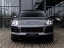 Porsche Cayenne Coupé 3.0 E-Hybrid | SPORTDESIGN | SPORTCHRONO | SOFTCLOSE | PANORAMADAK | PASM LUCHTVERING | 18-WEG STOELEN | TREKHAAK | 360 CAMERA | BOSE AUDIO | SPORTUITLAAT EINDSTUKKEN ZWART | STUUR + STOELVERWARMING