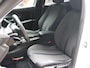 Peugeot e-2008 SUV Allure Pack 50kWh 136pk | ACCU 92% | Stoelverwarming | Achteruitrijcamera
