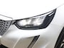 Peugeot e-2008 SUV Allure Pack 50kWh 136pk | ACCU 92% | Stoelverwarming | Achteruitrijcamera