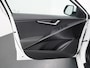 Kia Niro EV DynamicLine 64.8 kWh - Achteruitrij camera - Apple Carplay/Android Auto - Adaptive cruise control - Navigatie - Climate control - Fabrieksgarantie t/m 30-06-2030