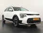 Kia Niro EV DynamicLine 64.8 kWh - Achteruitrij camera - Apple Carplay/Android Auto - Adaptive cruise control - Navigatie - Climate control - Fabrieksgarantie t/m 30-06-2030