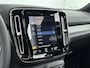 Volvo XC40 1.5 T5 Recharge R-Design | Trekhaak | Panoramadak | Stoel + Stuurverwarming | Adaptive Cruiscontrol | BLIS | PDC V+A en Camera |