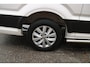 Volkswagen Crafter 30 2.0 TDI L3H3 Highline Automaat / Trekhaak / Camera / App connect