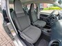 Volkswagen Up! 1.0 | Org. NL | Climate Control | Parkeersensoren | Achteruitrijcamera