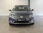 Volkswagen Passat Variant 1.4 Highline DSG (Pano/Trekhaak)