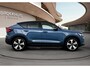 Volvo C40 Recharge Twin Intro Edition 78 kWh | PDC V+A en 360 Camera | Elektrische achterklep | AWD | Panoramadak | Alcantara Bekleding | Keyless | Extra getint glas |