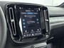 Volvo C40 Recharge Twin Intro Edition 78 kWh | PDC V+A en 360 Camera | Elektrische achterklep | AWD | Panoramadak | Alcantara Bekleding | Keyless | Extra getint glas |