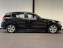 BMW 1-Serie 118i Business Line (PARKEERSENSOREN, TREKHAAK, GOED ONDERHOUDEN)