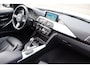 BMW 3-Serie Touring 340i xDrive Centennial High Executive Panoramadak! Achteruitrijcamera/Head-up display/Elektrische stoelen met geheugen/Stoelverwarming/Stuurverwarming/LED verlichting/Elektrische kofferbak/Lichtmetalen velgen/Climate control/Cruise control/Parkeersensoren