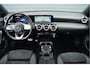 Mercedes-Benz A-klasse 250 e Business Solution AMG Limited | CAMERA | SFEERVERLICHTING |