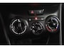 Peugeot 208 1.2 PureTech Signature Automaat Apple CarPlay Achteruitrijcamera Navigatie